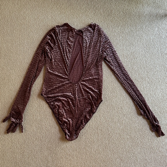 Skims Chestnut Velvet Logo Glove Bodysuit, Size 3X NWT - Picture 2 of 3